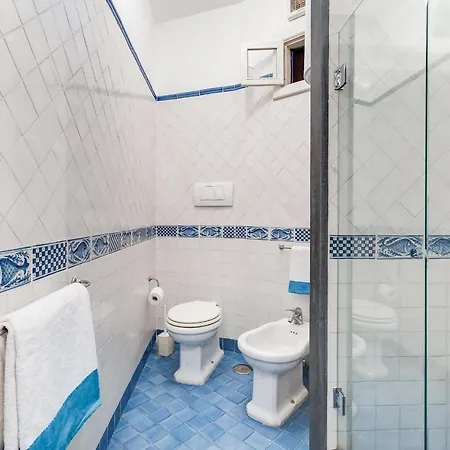 Torre Silja Bed & Breakfast 4*