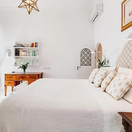 Torre Silja Bed & Breakfast 4*