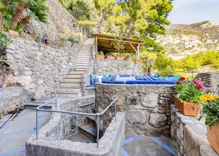 Torre Silja Ποζιτάνο