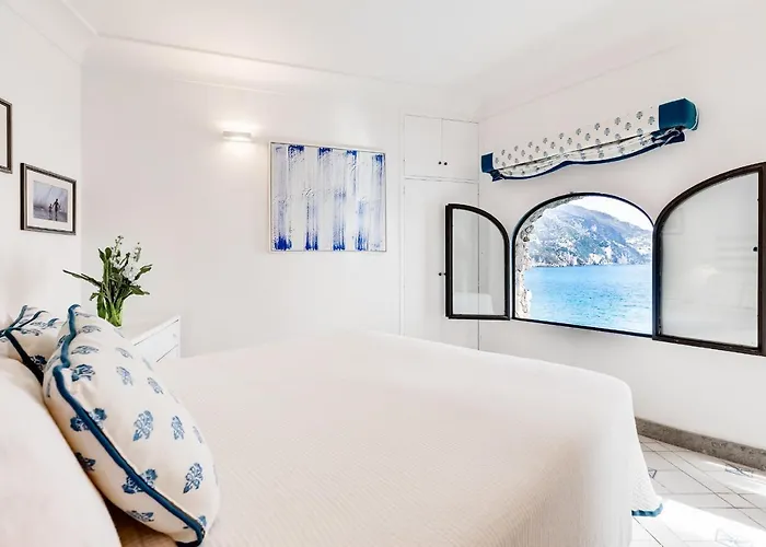 Torre Silja Bed and Breakfast 4*